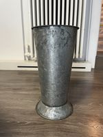 Blumenvase aus Metall grau 48 cm hoch guter Zustand