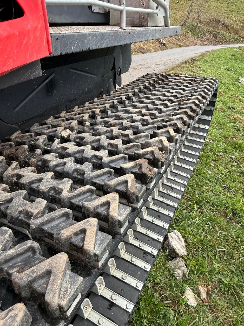 Bagger: Chenilles d été pour Pistenbully 600 ou 300 – Gebraucht aus Villeneuve VD von Tiennot 5