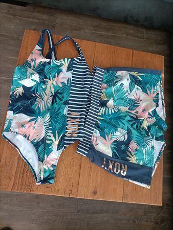 Badeanzug Roxy Girls Grösse XL (13-14J) und boardies