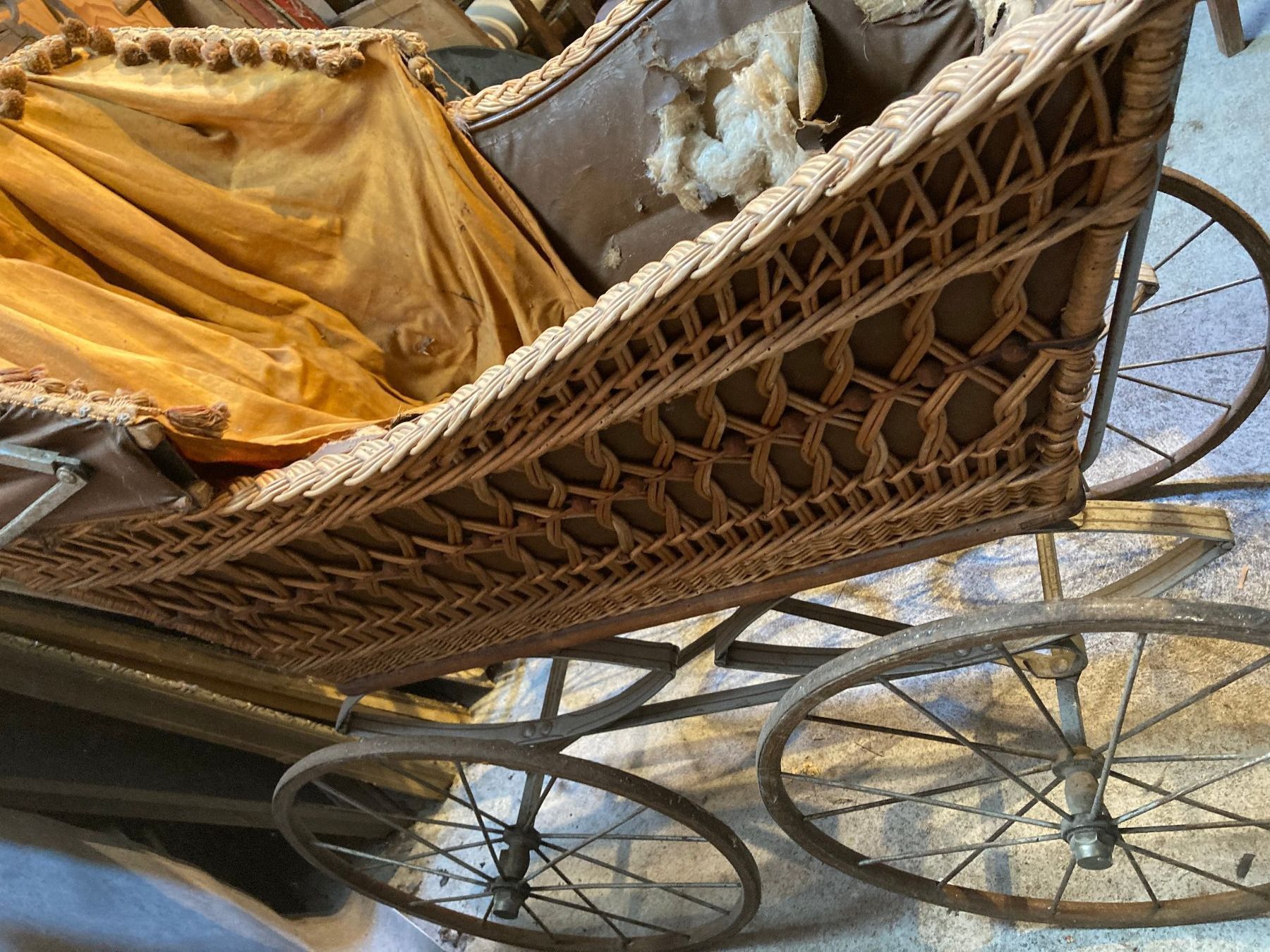 Kinderwagen: Poussette 1900 Kinderwagen antik – Gebraucht aus St-Cierges von LeRegain 7