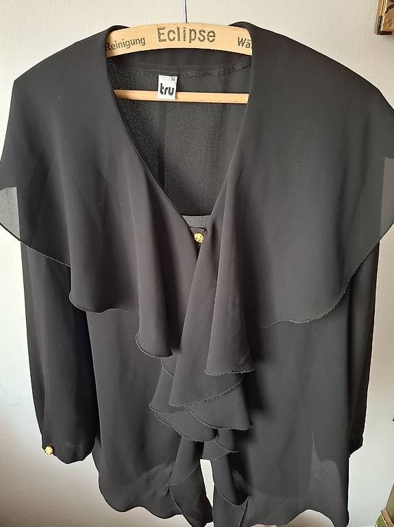 Blusen: Damen Bluse schwarz  – Gebraucht aus Birsfelden von Vic_toria 2