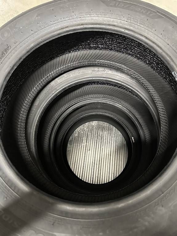Hankook Pneumatici & Ruote complete: Neuwertige Pneu Marke Hankook – Usato da Spreitenbach venduto da miimii90 4