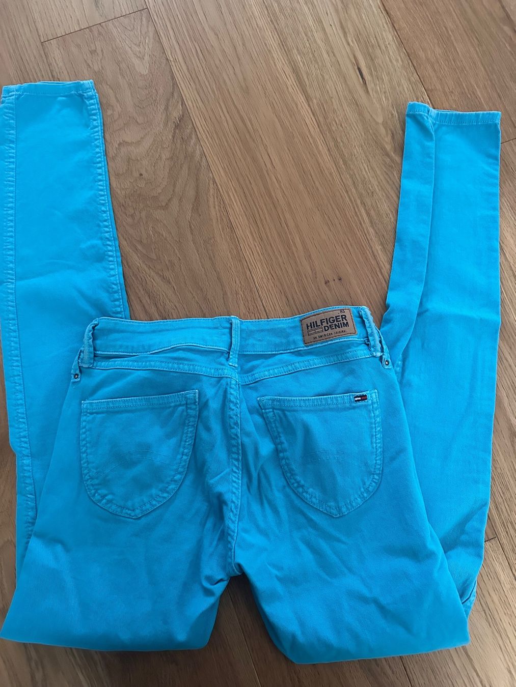 Tommy Hilfiger Jeans: Hilfiger Hose wie neu 28/32 – Gebraucht aus Pfaffhausen von Klaras_second_hand 6