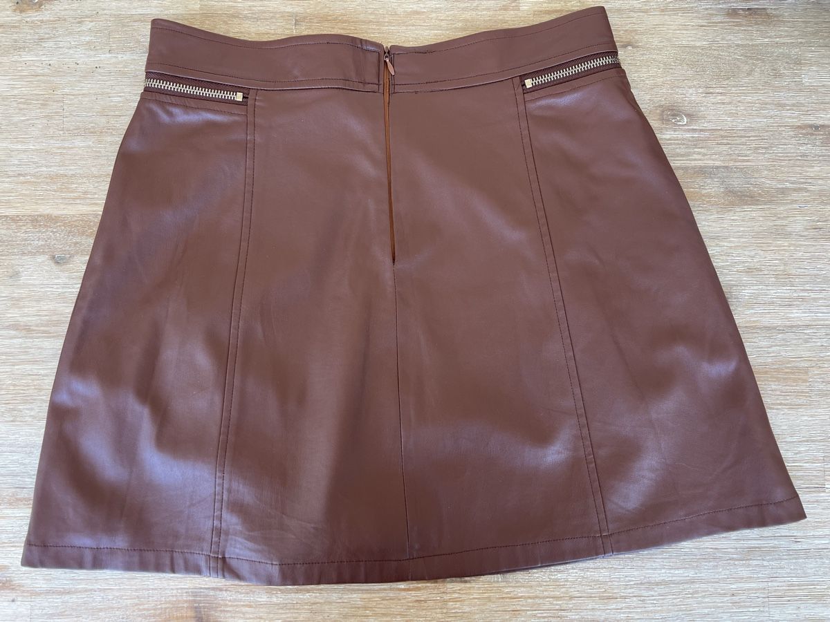 Liu Jo Gonne: LIU JO Skirt - Size M – Usato da Dübendorf venduto da kat_yx9r 2