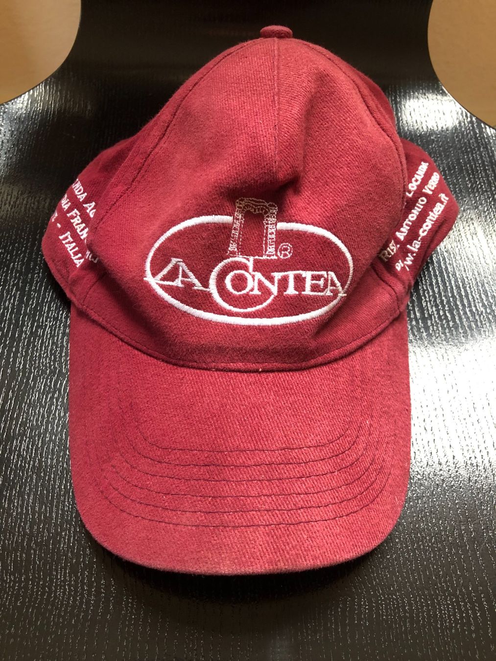 Sonstige Kleidung & Accessoires: Cap Kinder Rot La Contea Piemont Neive One Size Baseballcap – Gebraucht aus Basel von Masikh