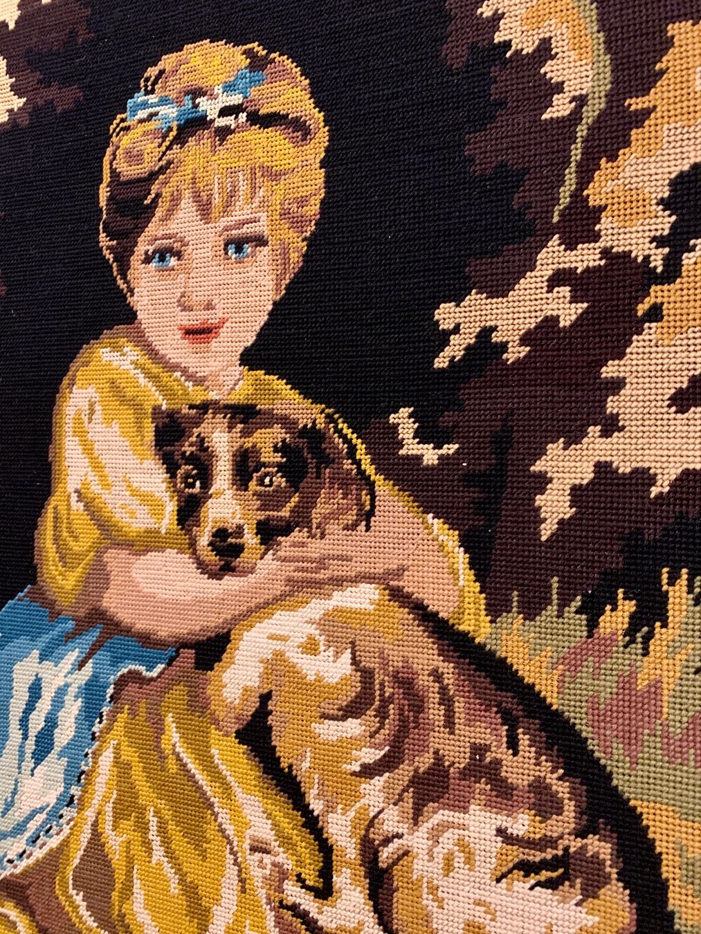 Dipinti: Gobelin Gemälde / Stickgemälde Mädchen mit Hund – Usato da Zürich venduto da Les_Zurichois 1