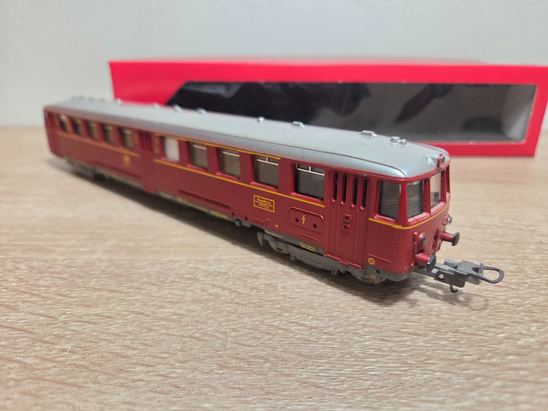 Lima Modellini di ferrovie: Lima Triebwagen BR 515 DB H0 – Usato da St-Aubin-Sauges venduto da Lo_Go 3
