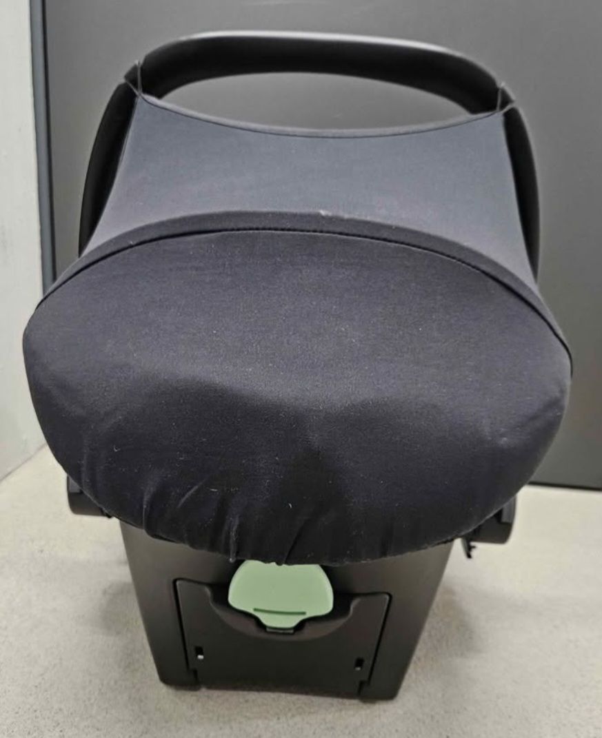 Porte-bébés ventraux & dorsaux: ABC Babyschale Tulip i-Size - Nature – D'occasion à Zürich par ska_qj7j 2