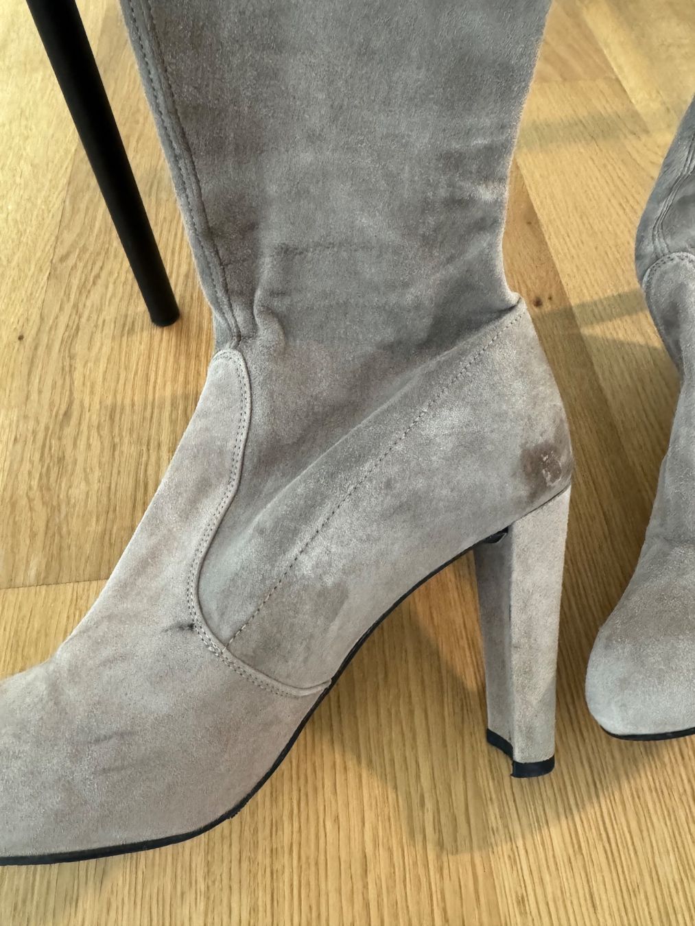 Stuart Weitzman Damenschuhe: Stuart Weitzman Highland Overknee Boots taupe Gr. 39.5 – Gebraucht aus Klingnau von Vdado 3
