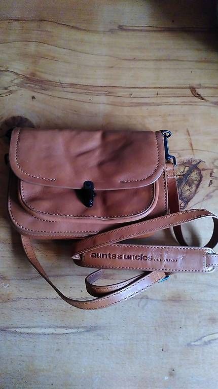 Borse da donna: Handtäschchen von aunts&uncles nagelneu  – Usato da Winterthur venduto da frauenzimmer01