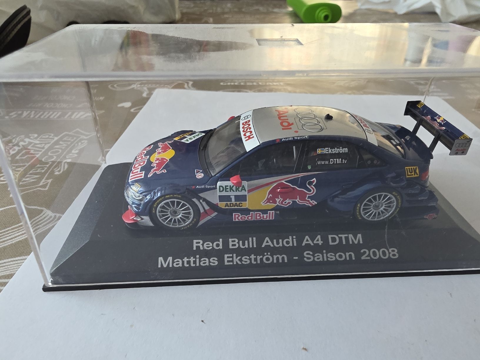Audi Modellini d'auto: Audi A4 DTM 2008 – Nuovo e nell'imballaggio originale da Alpnach Dorf venduto da Claudio1488