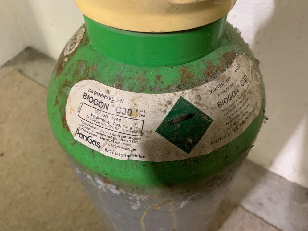 Gasflasche für Stickstoff mit Manometer Kaufen auf Ricardo