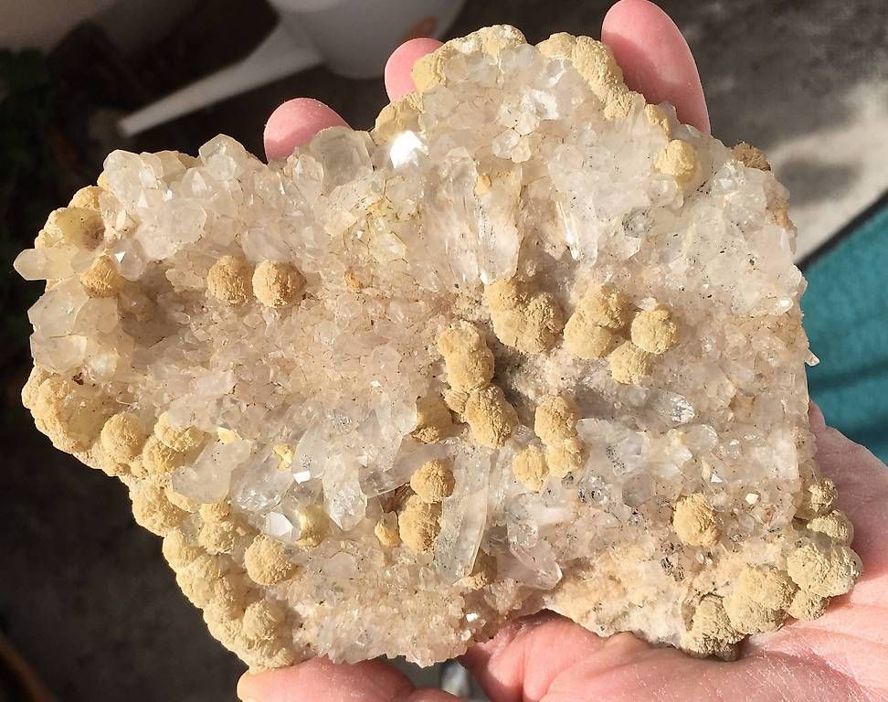 Mineralien & Heilsteine: prehnite brute avec quartz cristaux – Gebraucht aus Vevey von zabounetta 3