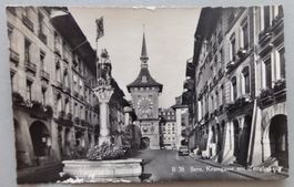 Bern, Kramgasse mit Zeitglockenturm