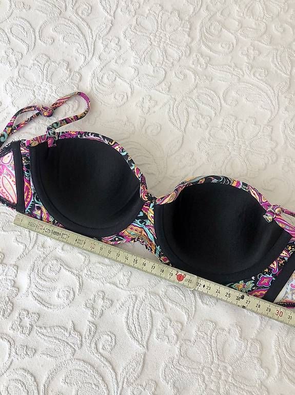 Costumi da bagno & Bikini: Farbenfrohes Bikinioberteil no name – Usato da Zürich venduto da lino07 4