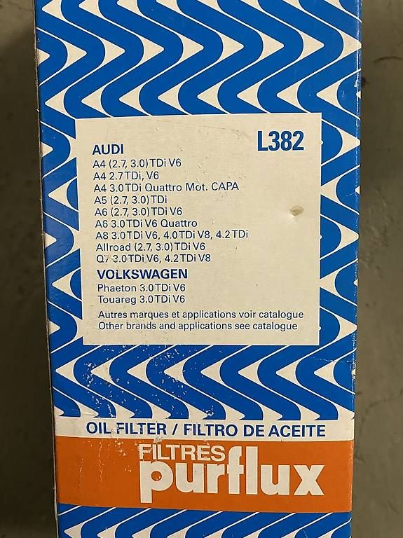 Tutti pezzi di ricambio auto: Vw Audi Ölfilter L382 – Usato da Schwaderloch venduto da z_g 1