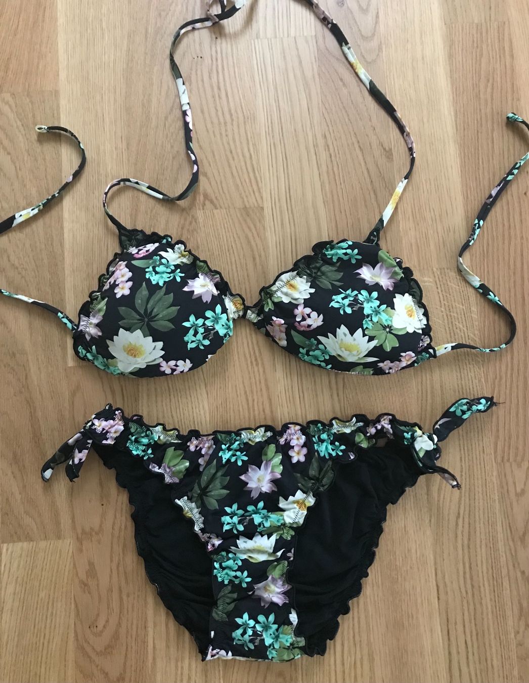 Maillots de bain & Bikinis: Bikini – D'occasion à Dübendorf par nela123