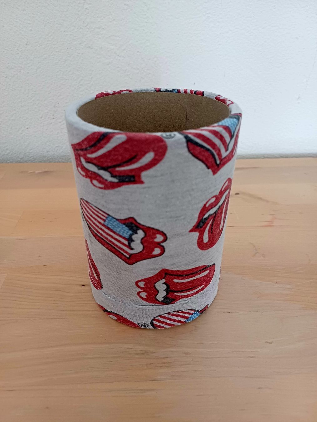 Penna & Evidenziatori: Rolling Stones Stiftehalter Bleistiftbecher limited edition. – Nuovo (secondo la descrizione) da Domat-ems venduto da Gr8wood 1