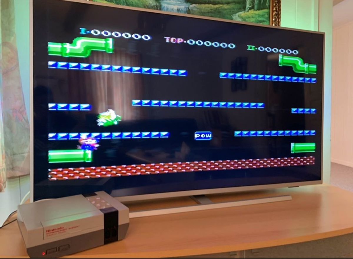 Nintendo Console: Nintendo 1985 – Usato da Widnau venduto da WidnauSG_9443 2