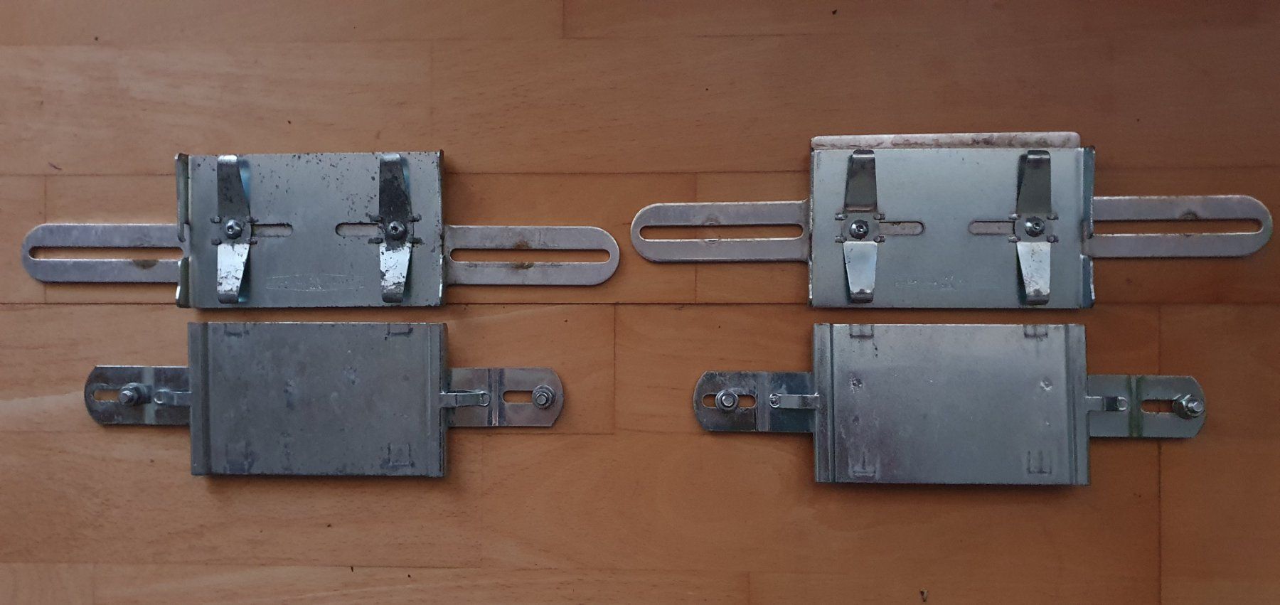 Accessori per altri veicoli: Wechselschildhalter Kontrollschilder PW – Usato da Rothenburg venduto da Bleonhard