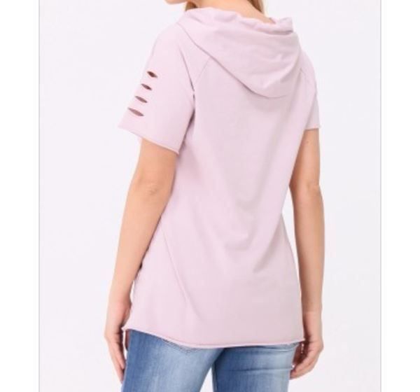 T-Shirts: T-shirt blanc à capuche trou – Neu und originalverpackt aus Petit-Lancy von mina222 2