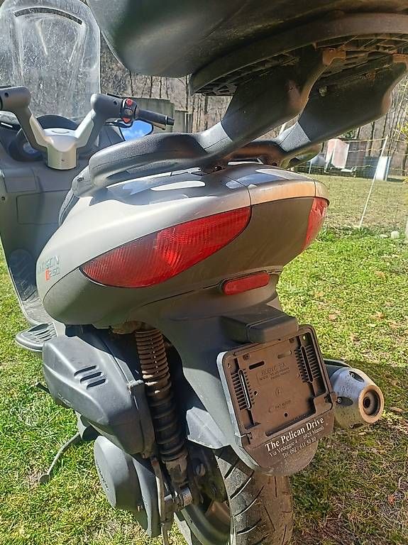 Scooters: Malaguti Madison s250 – D'occasion à Ludiano par vollgasfanny 3