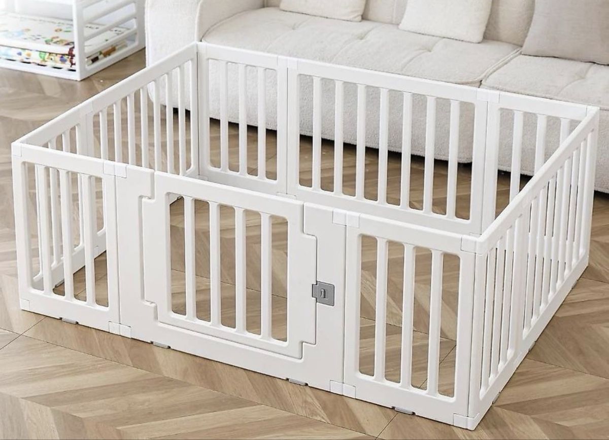 Box & Barriere di sicurezza: Laufgitter, top, drinnen oder draußen, flexibel 150×110cm – Usato da Zürich venduto da dk-zh