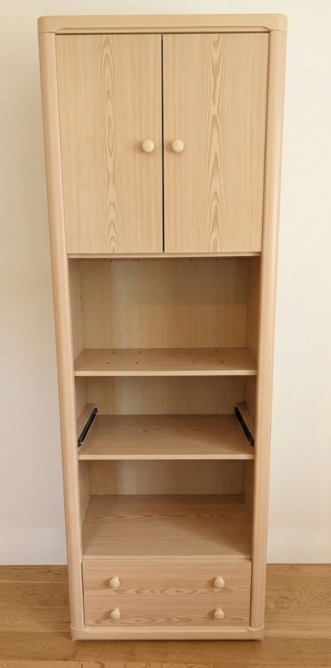 Scaffali: Massiver Schrank Birke BHT 67x200x38 – Nuovo (secondo la descrizione) da Reinach AG venduto da fsk_s56w