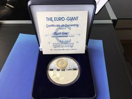 Euro -Gigant ,Malta 2002 versilberte Medaille 65mm. PP.