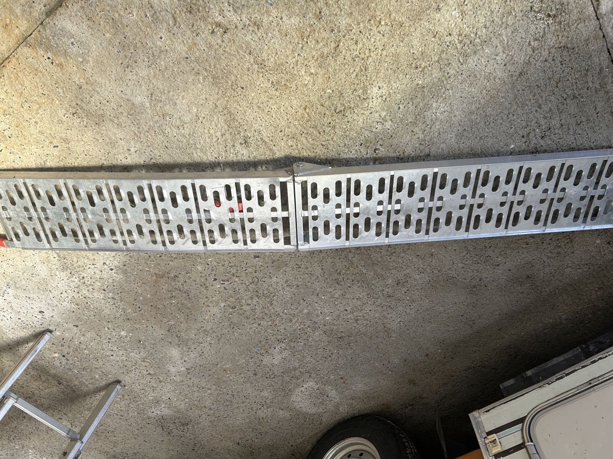 Rampe di accesso: Auffahrrampen – Usato da Laufenburg venduto da WGMS89
