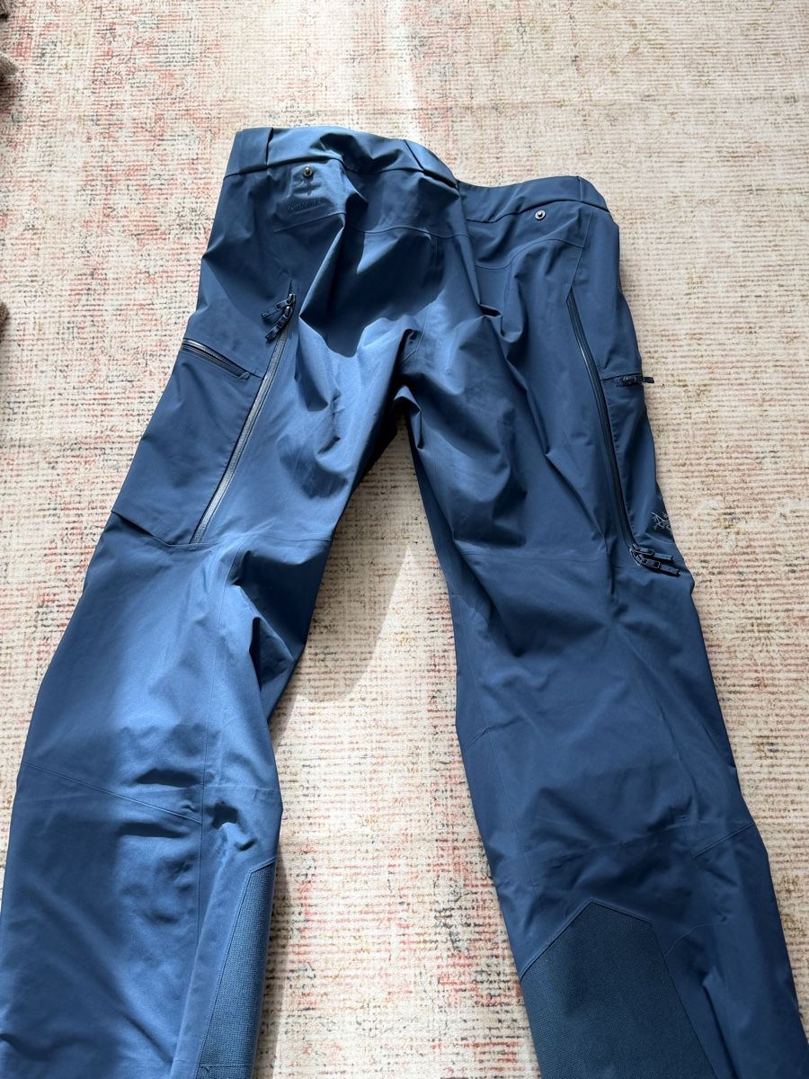 Sci: Arcteryx AR Sabre Pant XL Neu – Nuovo e nell'imballaggio originale da Thun venduto da sabcar 1