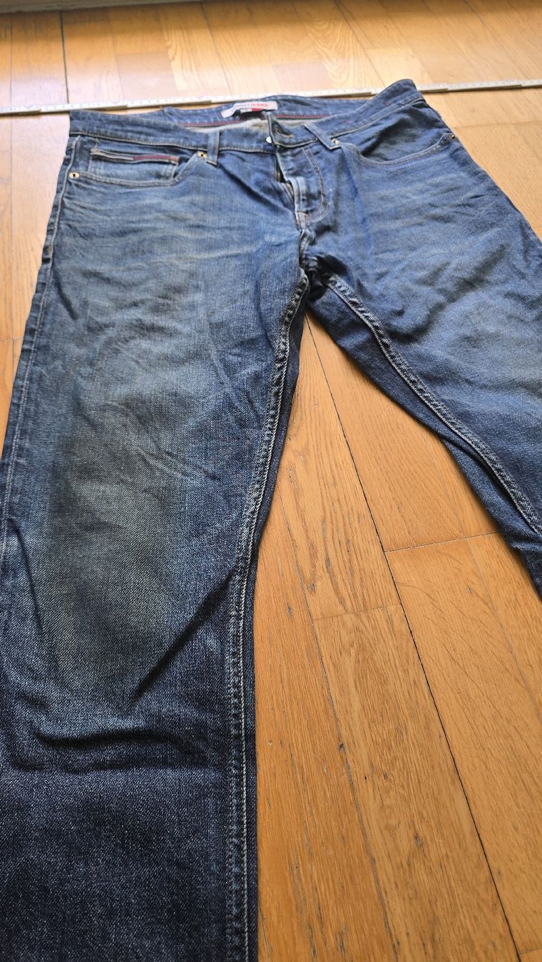 Tommy Hilfiger Jeans: Tommy Jeans Herren Jeans Gr. 33/32 – Usato da Emmenbrücke venduto da meu_2j8p 4