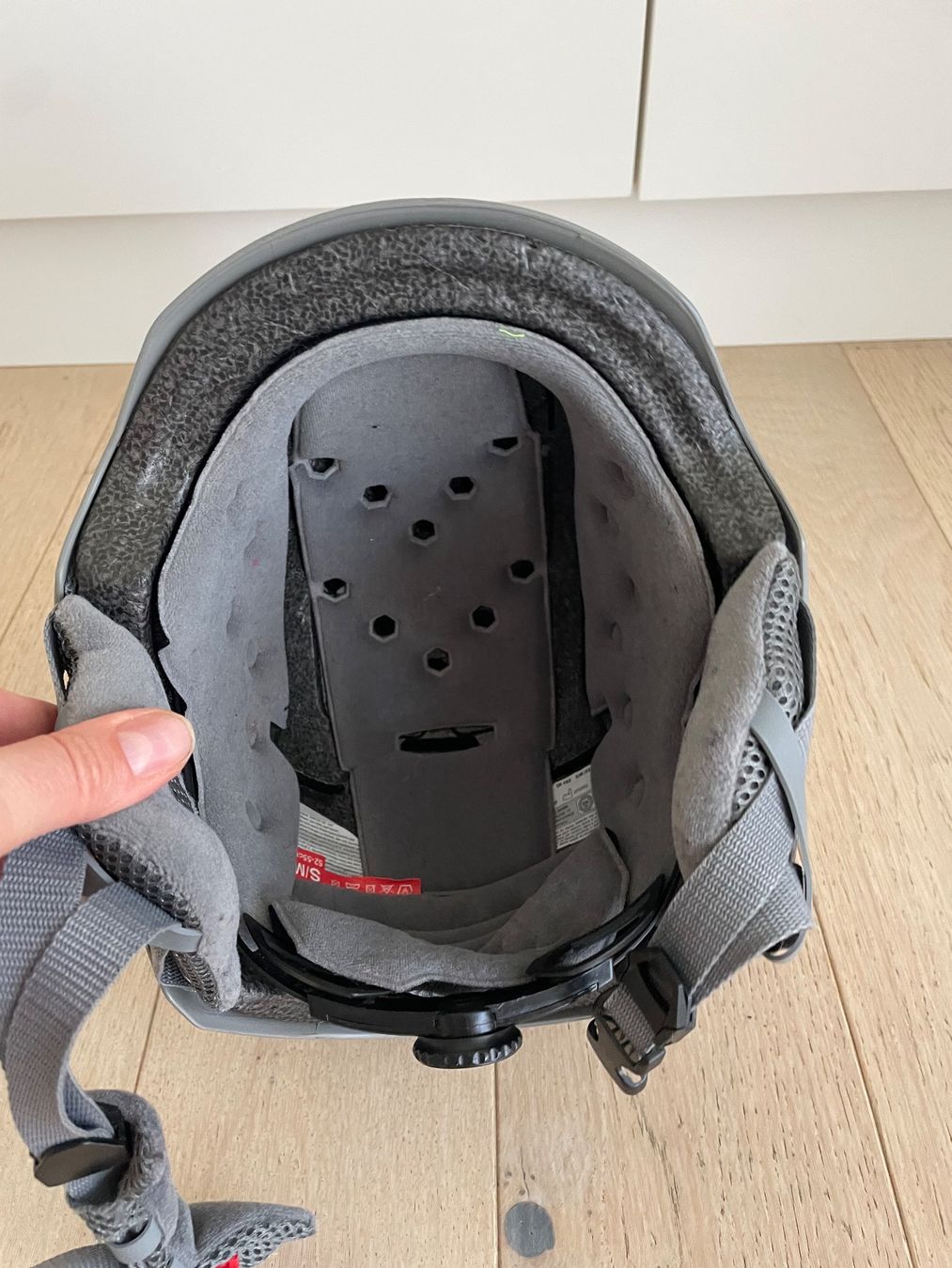 Caschi: Kinderskihelm Gr. 52-55 – Usato da Mies venduto da jul_f7rh 3