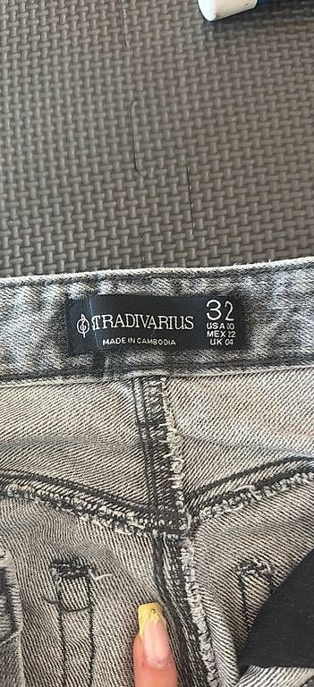 Pantaloni: Stradivarius Hose – Usato da Oensingen venduto da luk_6wrk 1
