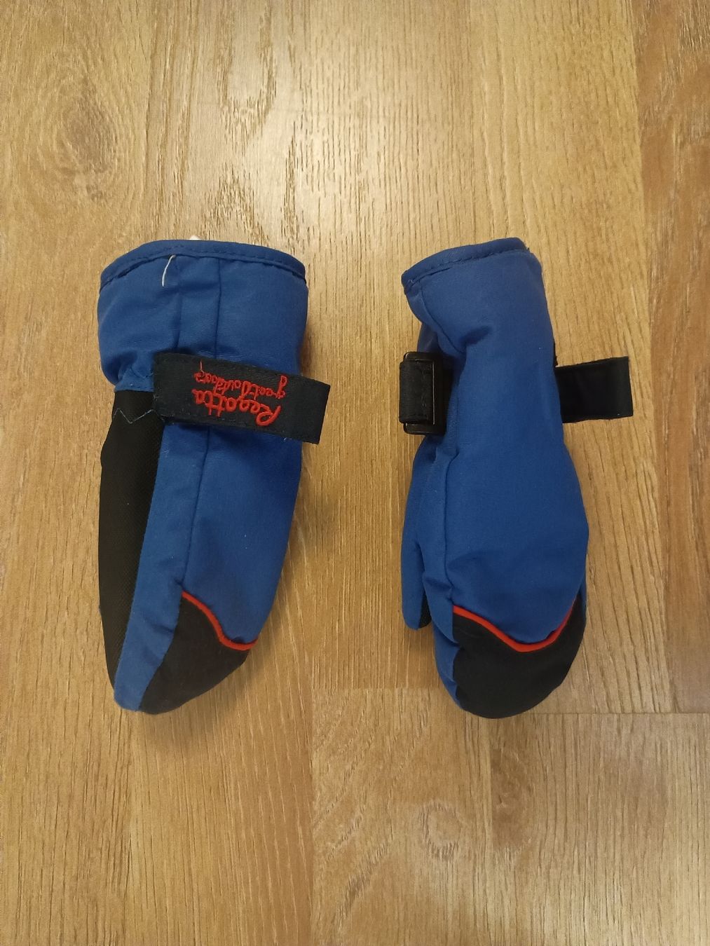 Guanti: Winter Handschuhe. Grösse 1-2 Jahre  – Usato da Basel venduto da nin_p9w6 1