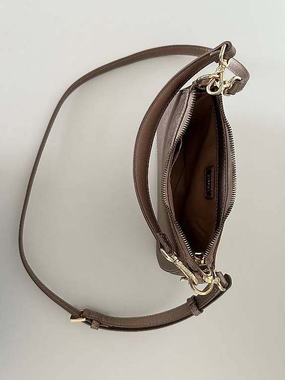 Sacs femmes: Schultertasche Carpisa Rosé- oder Nude-Beige-Ton – D'occasion à Bachenbülach par Niceyes 2