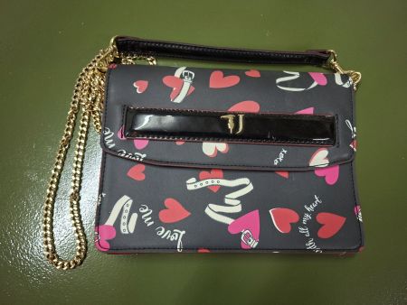 Trussardi Jeans Tasche, neuwertig, mit Goldkette, Top!