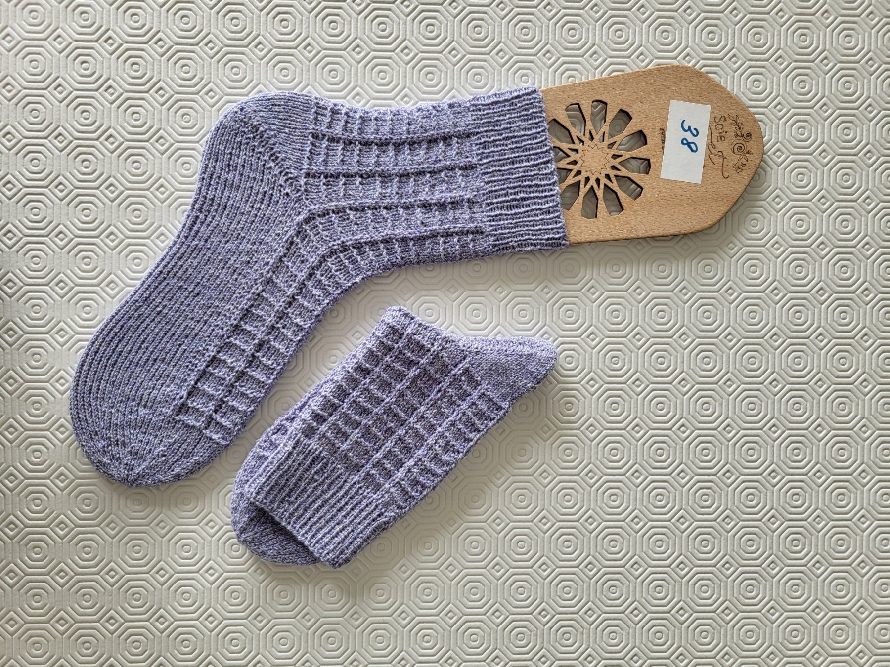 Calze: Socken handgestrickt 38 – Nuovo (secondo la descrizione) da Männedorf venduto da thjohn
