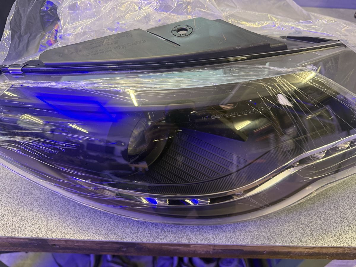 VW Scheinwerfer: VW PASSAT CC - LED DAYLINE SCHEINWERFER – Neu und originalverpackt aus Amriswil von FitmentCompany 2