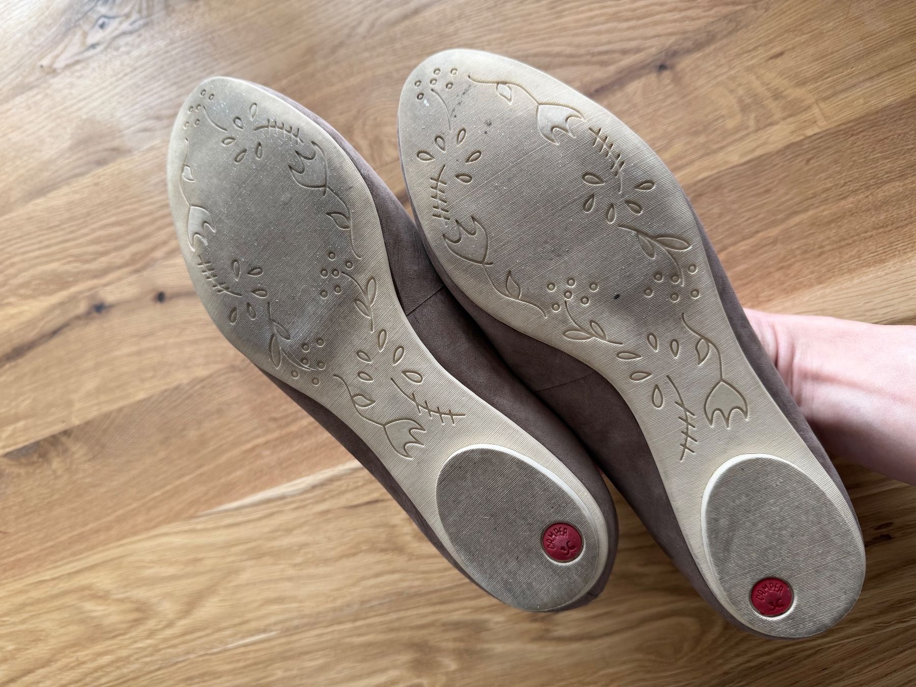 Camper Damenschuhe: CAMPER sandfarbene Ballerinas mit Cutouts Gr. 36 – Gebraucht aus Wetzikon ZH von dor_rmq2 3