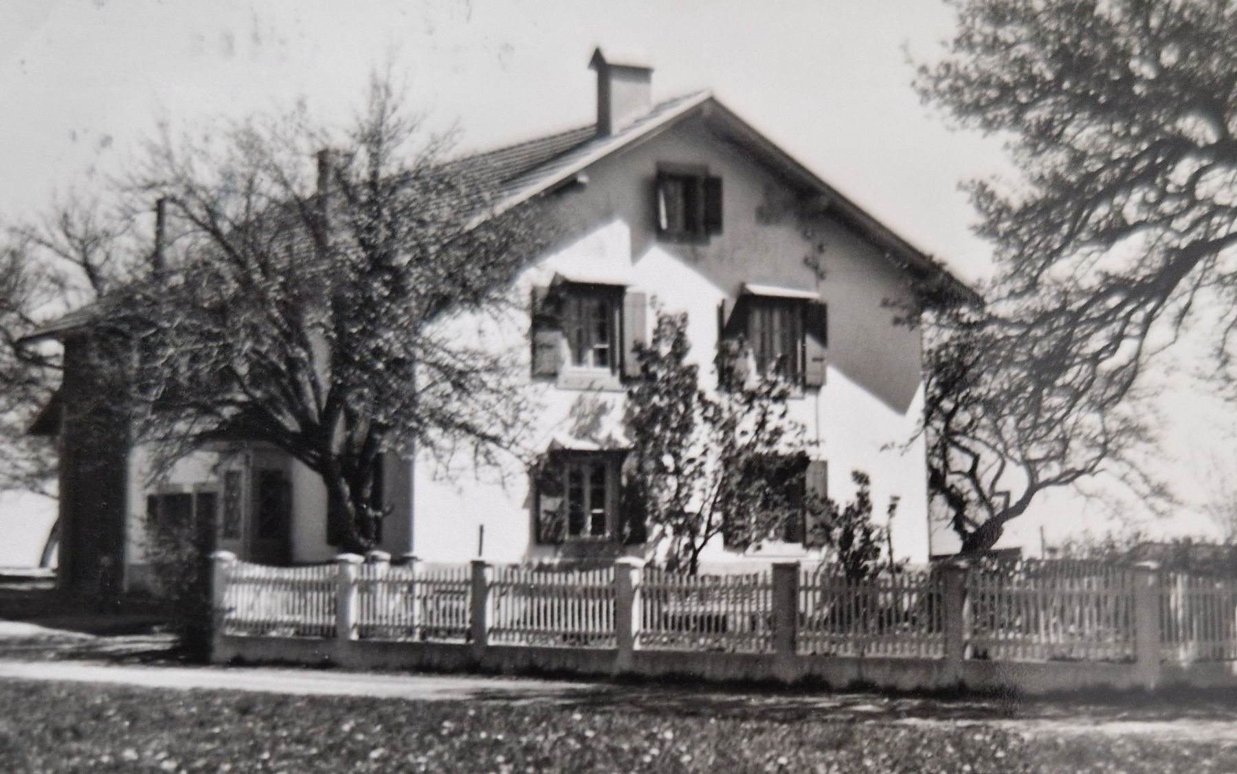 Cartoline postali: Ancien "La Pension", Les Cullayes 1946, nach Guggisberg – Usato da Ebikon venduto da Donar50 1