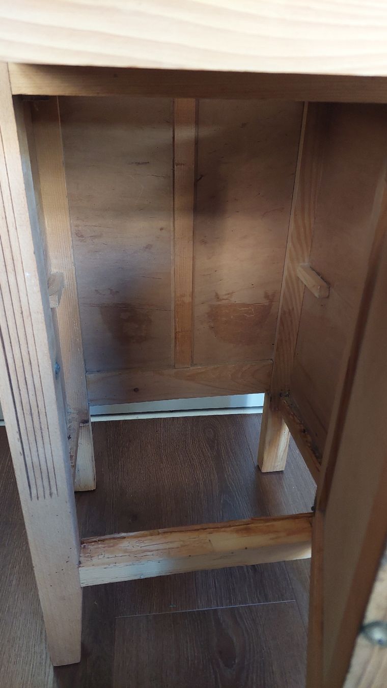 Comodini: Holz-Nachttisch / Beistelltisch mit Schublade, Top! – Usato da Konolfingen venduto da lanomi 2