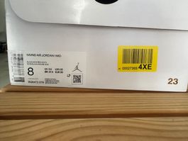 Air Jordan 1 Mid, taille 39, très bon état, presque neuf