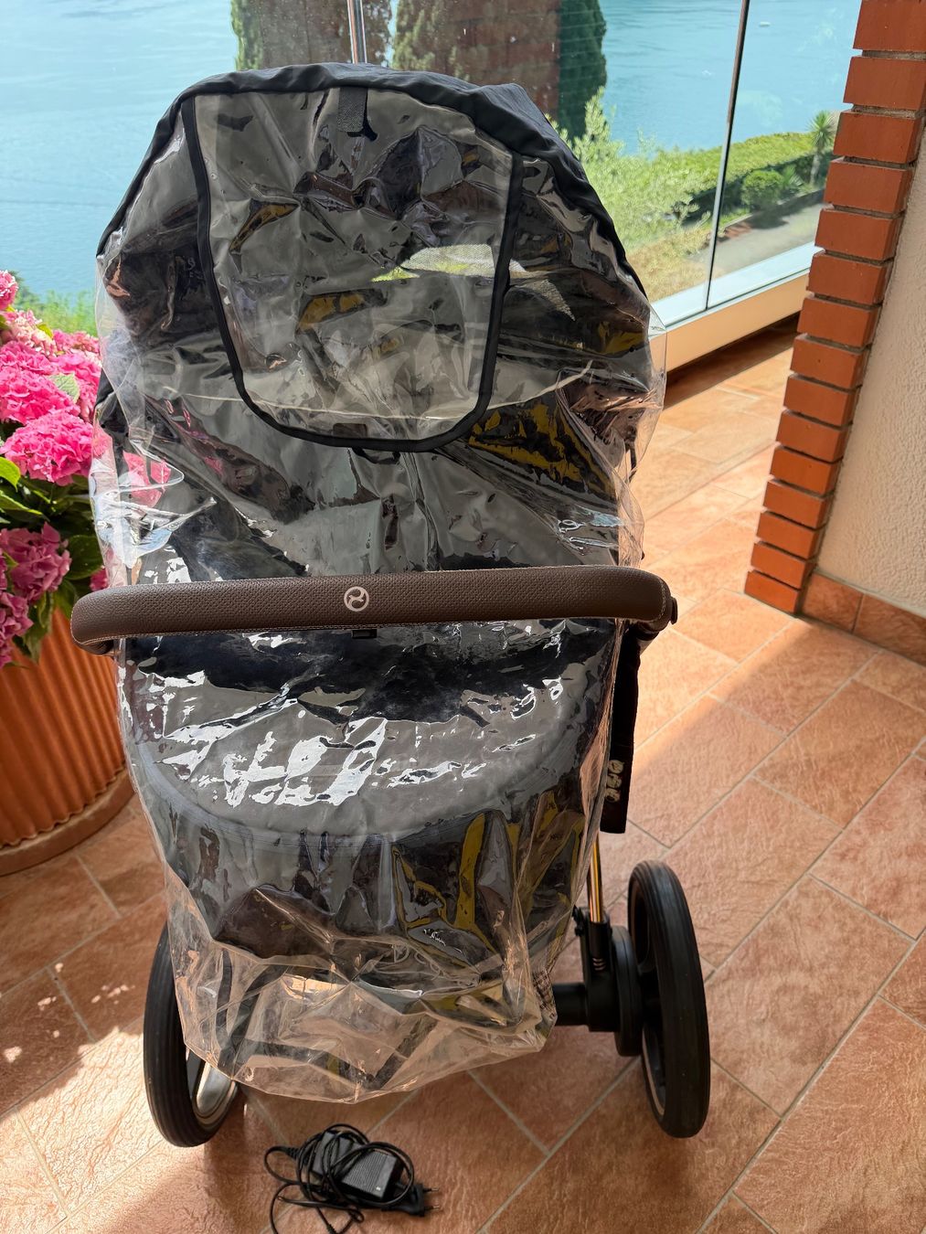 Cybex Carrozzine: Cybex e-Priam Blu come nuovo – Usato da Castagnola venduto da val_j92j 3