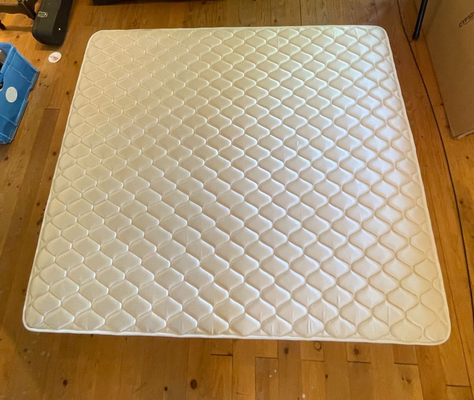 Matratzen: Schöne Federkern/Boxspring Matratze – Gebraucht aus Riken AG von miicha_17