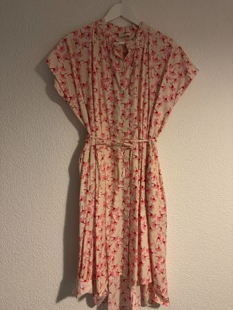 Neues geblümtes Sommerkleid der Marke ottod’Ame, Grösse 38