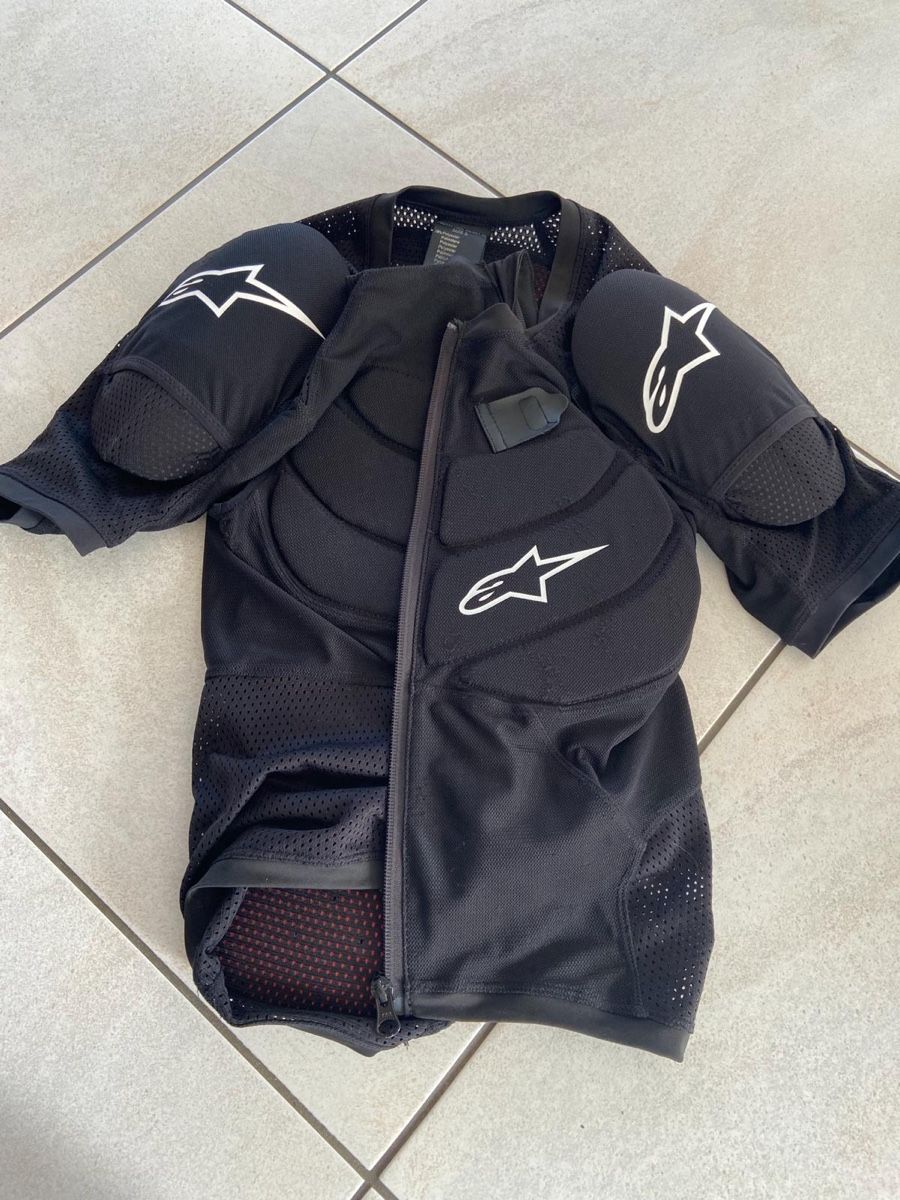 Alpinestars Protezioni & Imbottiture: Oberkörper Protektor AlpineStar Top Zustand  – Usato da Rietheim venduto da Bjoern.z 1