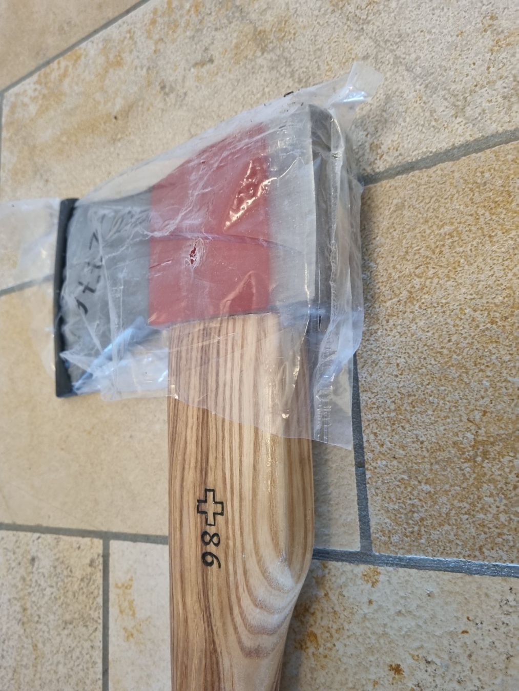Alle Werkzeuge: Axt 59cm mit Holzstiel - brandneu! – Neu und originalverpackt aus Jona von YinYang9 2