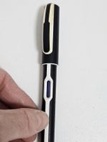 Füllfederhalter Pelikan schwarz weiss Feder M gebraucht