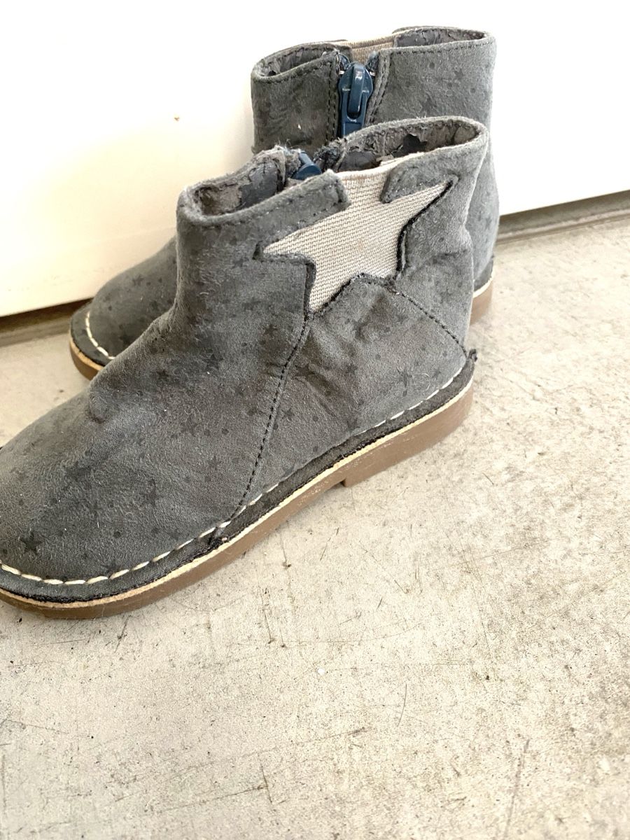 Schuhe für Mädchen: Stiefel – Gebraucht aus St.Gallen von lenna8 1